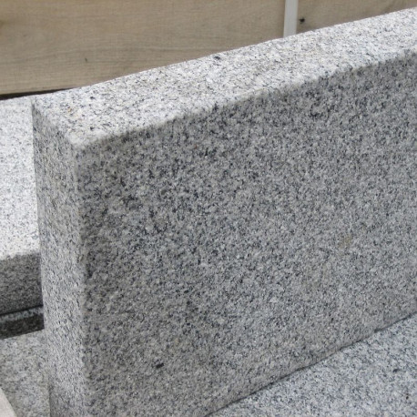 15 x 20 cm Granit-Kleinmauersteine Tiago gespalten