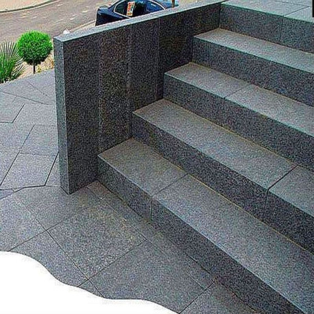 15 x 35 cm Granit-Blockstufen Alvaro anthrazit 300 cm lang