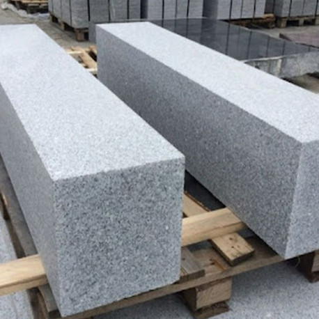 35 x 35 cm Granitpfosten Griys hellgrau 350 cm lang