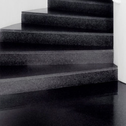 4 x 30 cm Granit-Trittstufen Adrian Black schwarz