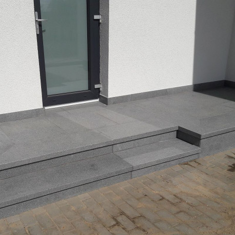 6 cm Granit-Podestplatte Alvaro anthrazit 100 x 100 cm
