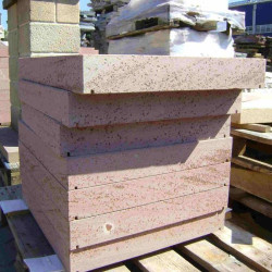 3 cm starke Sandstein-Mauerabdeckplatten Mapula rot 21 cm breit