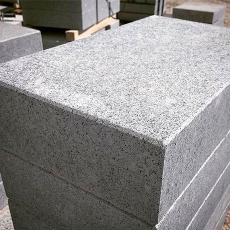 15 x 40 cm Granit-Blockstufen Elena weißgrau 150 cm lang