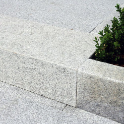 15 x 35 cm Granit-Blockstufen Elena weißgrau 100 cm lang