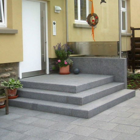 15 cm starke Granit-Podestplatte Elena weißgrau Größe 100 x 100 cm