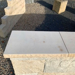 3 cm starke Mauerabdeckplatten Blancka Flava 21 cm breit