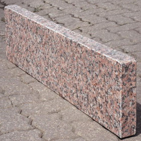 8 x 20 cm Granitpalisaden Laahs rot