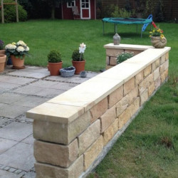 3 cm starke Sandstein Mauerabdeckplatten Farin beige