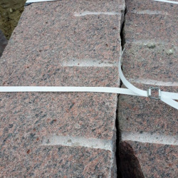 40 x 40 cm Granit-Mauersteine Raudona rot