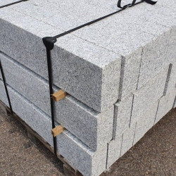 12 x 25 cm Granit Bordsteine Griys grau