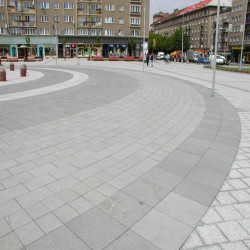 12 cm starke Granit Pflasterplatten Elena weißgrau