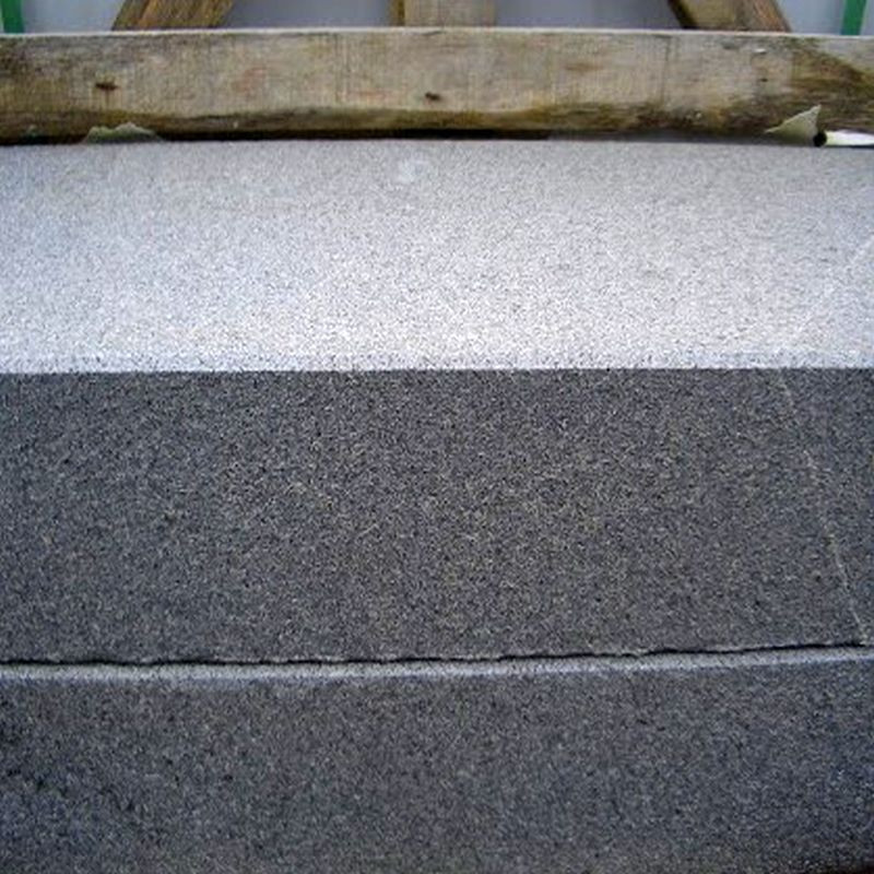 20 x 40 cm Granit Blockstufen Alvaro anthrazit 120 cm lang