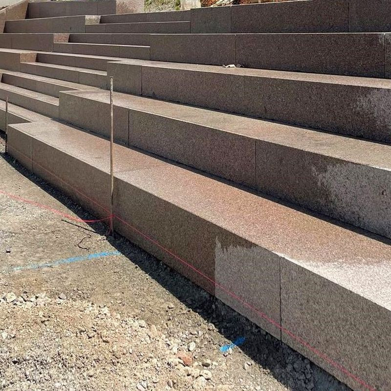 20 x 35 cm Granit Blockstufen Laahs rot