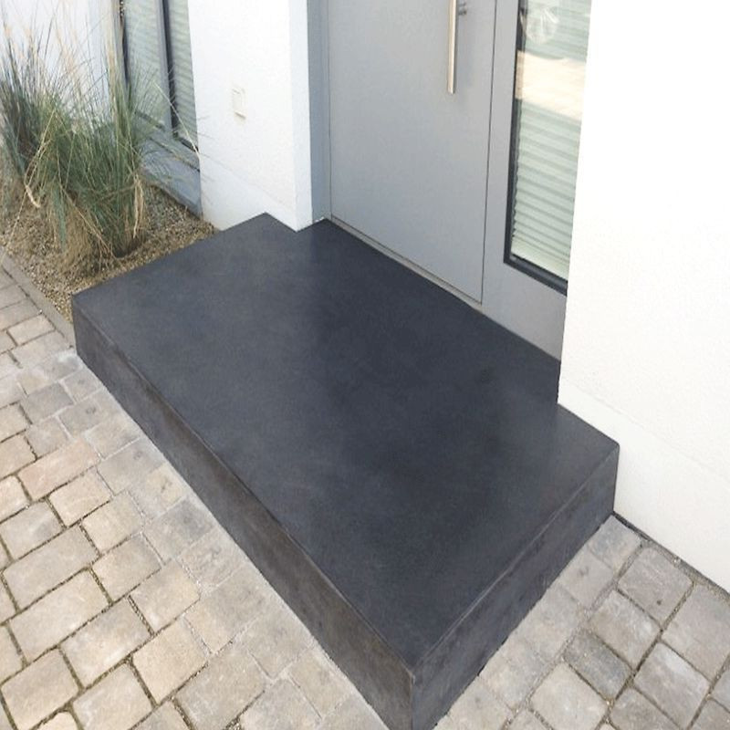 20 cm starke Granit Podestplatte Pedro Black schwarz