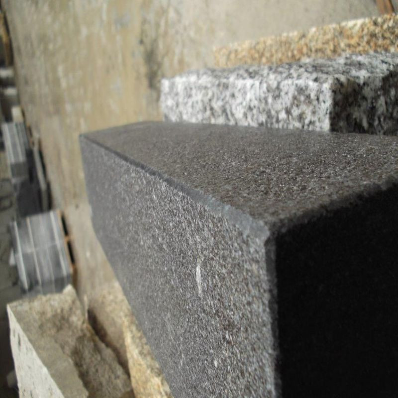 16 cm starke Granit Pflasterplatten Pedro Black schwarz 30 x 20 cm